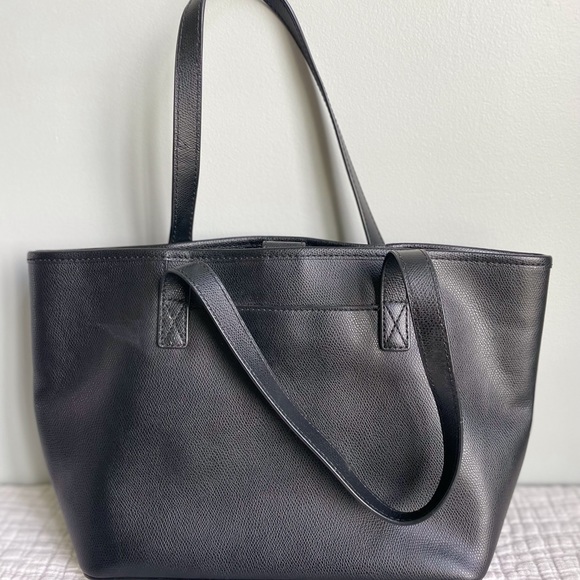 Michael Kors Tote Bag - Picture 2 of 3